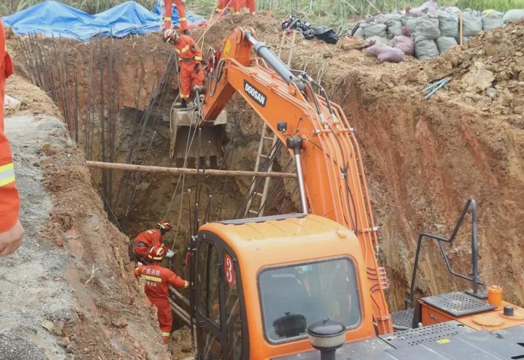 深圳铁路施工现场坍塌事故通报，原因及后续措施揭秘