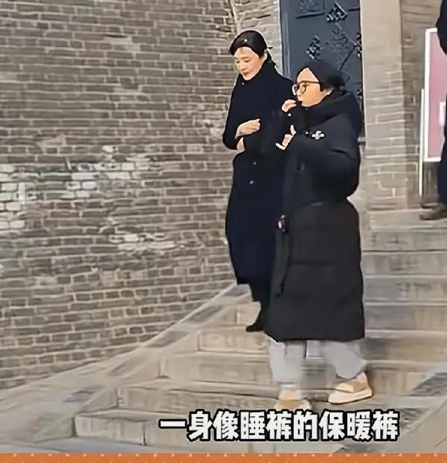 鸡窝头女士走红现象深度解读，时尚潮流与社会心理的碰撞