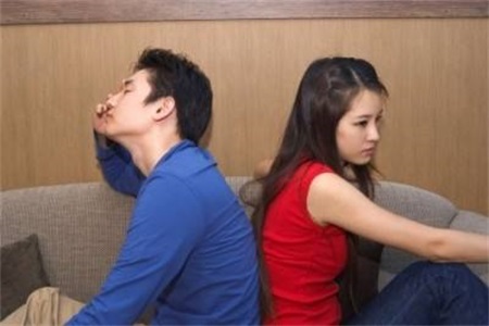 28岁未婚女性的新生活，八千请男保姆的日常体验