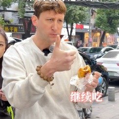 美国小伙中国美食之旅，体重飙升九斤的美食奇遇