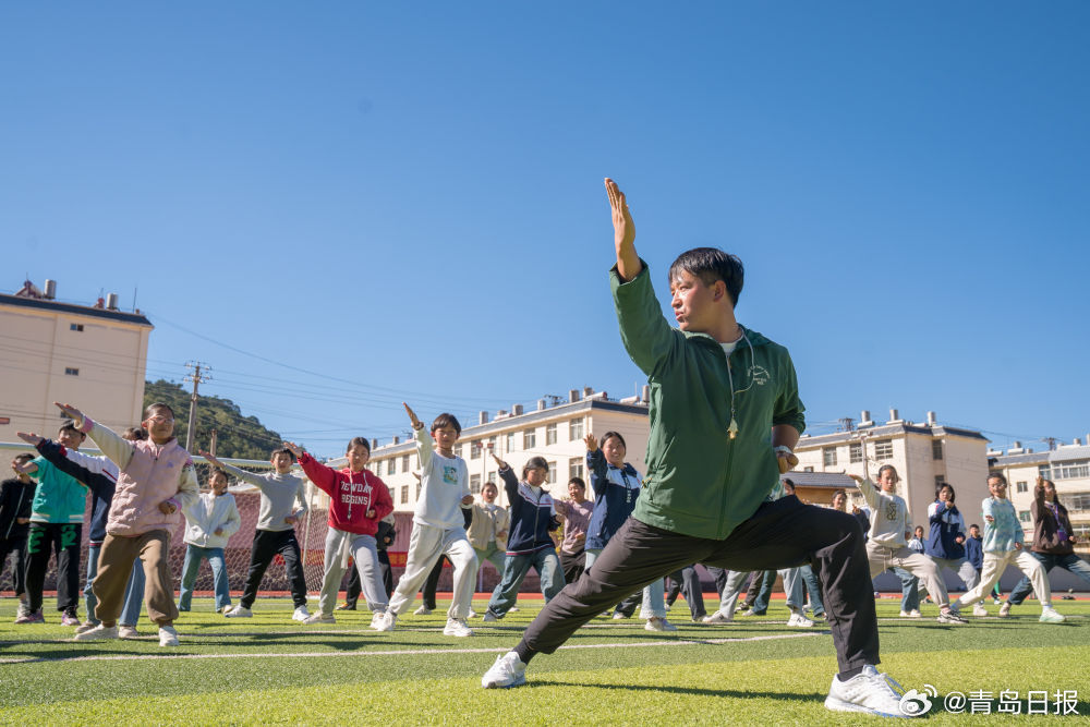 教育部，体育教师待遇应等同于其他学科教师