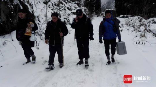 冰雪运动普及化，走进寻常百姓家