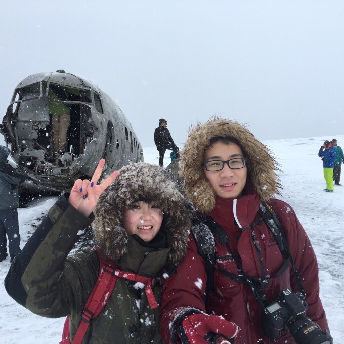 港星关楚耀冰岛自驾冒险，挑战极限生死之旅遭遇暴风雪