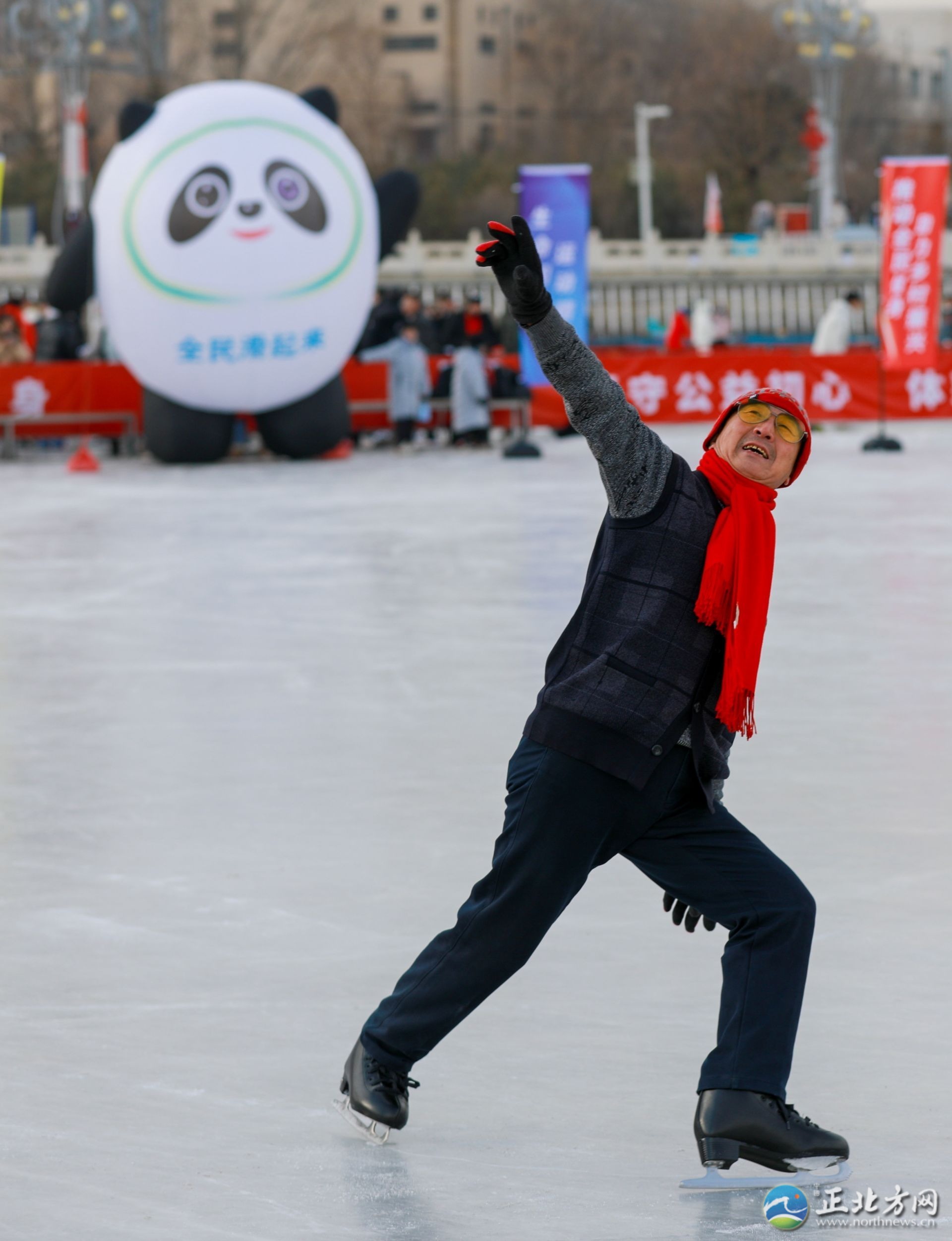 竞技冰雪，燃情冬令，热血逐梦