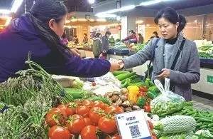 男子外卖发现商场店藏菜市场，城市生活的独特体验之旅